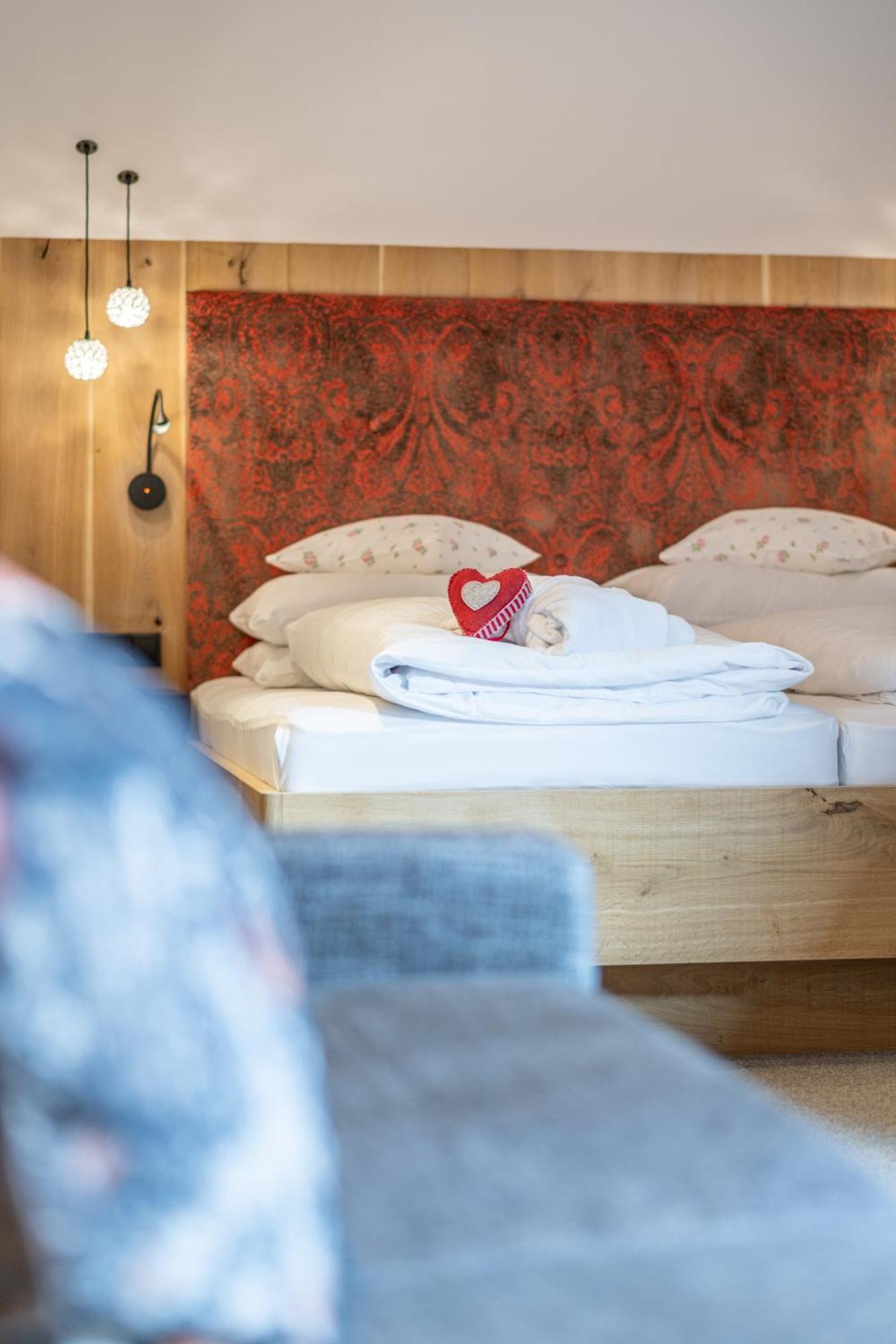 Hotel Wiesental โอเบอร์กัวร์เกิล ภายนอก รูปภาพ