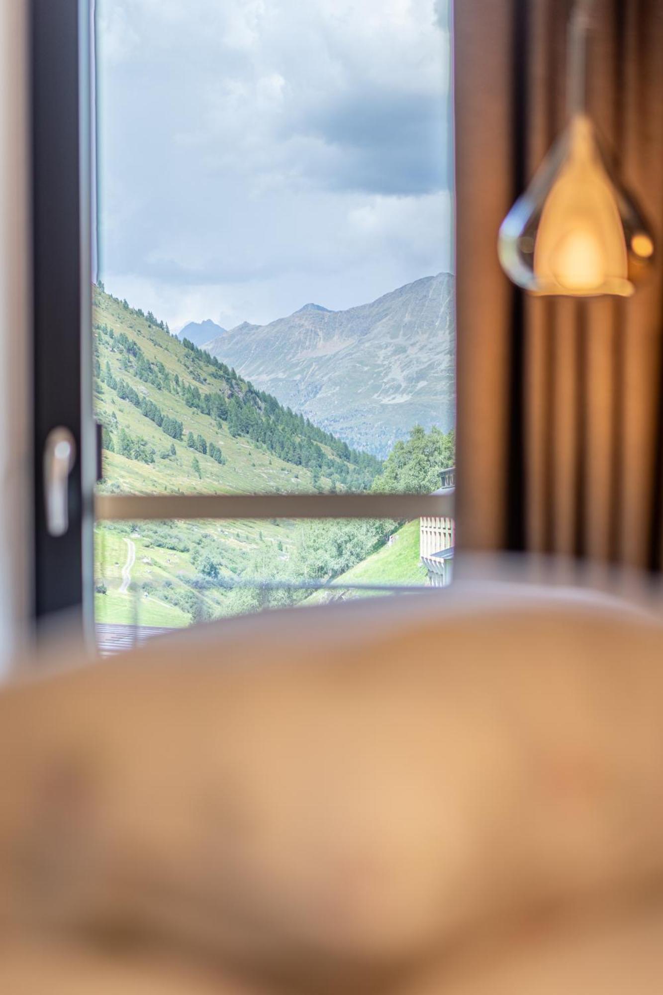Hotel Wiesental โอเบอร์กัวร์เกิล ภายนอก รูปภาพ